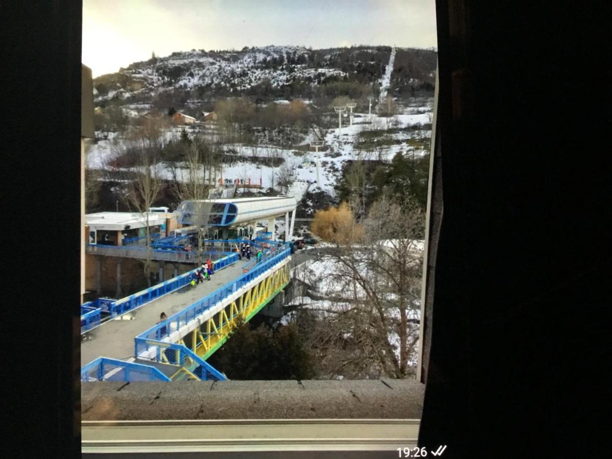 Pied De Piste Avec Terrasse Et Casier A Ski Briançon Exterior foto